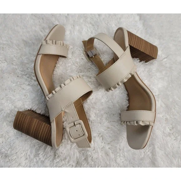 LC Lauren Conrad Etta Slingback Sandals Womens Size 8 Cream Two Band Ruffle Trim - Picture 3 of 10
